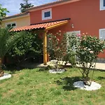House Ema